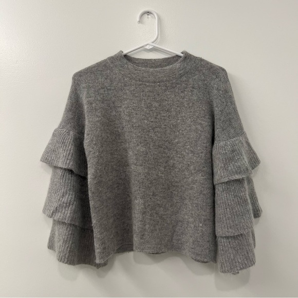 Endless Rose Sweater - Picture 8 of 11